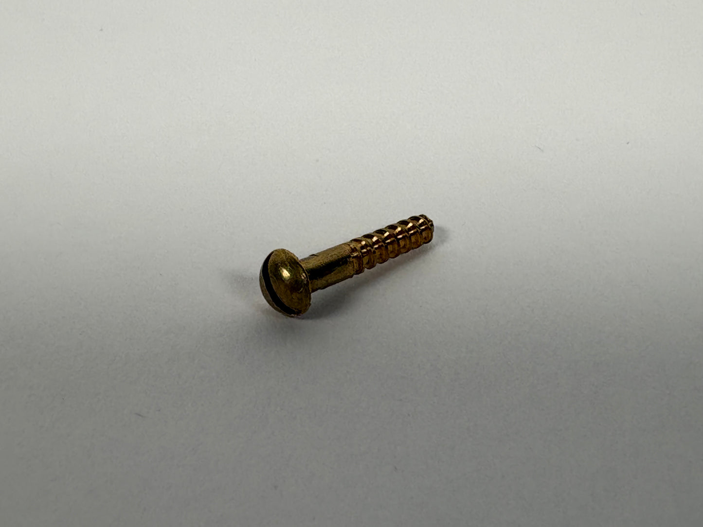 #4 Round Head, Slotted, Solid Brass Wood Screw