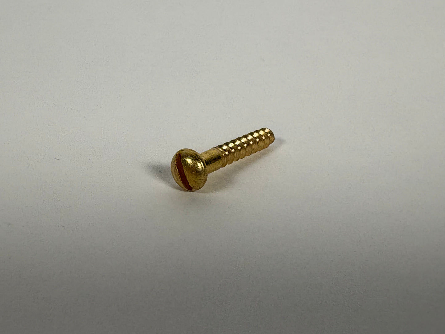 #5 Round Head, Slotted, Solid Brass Wood Screw