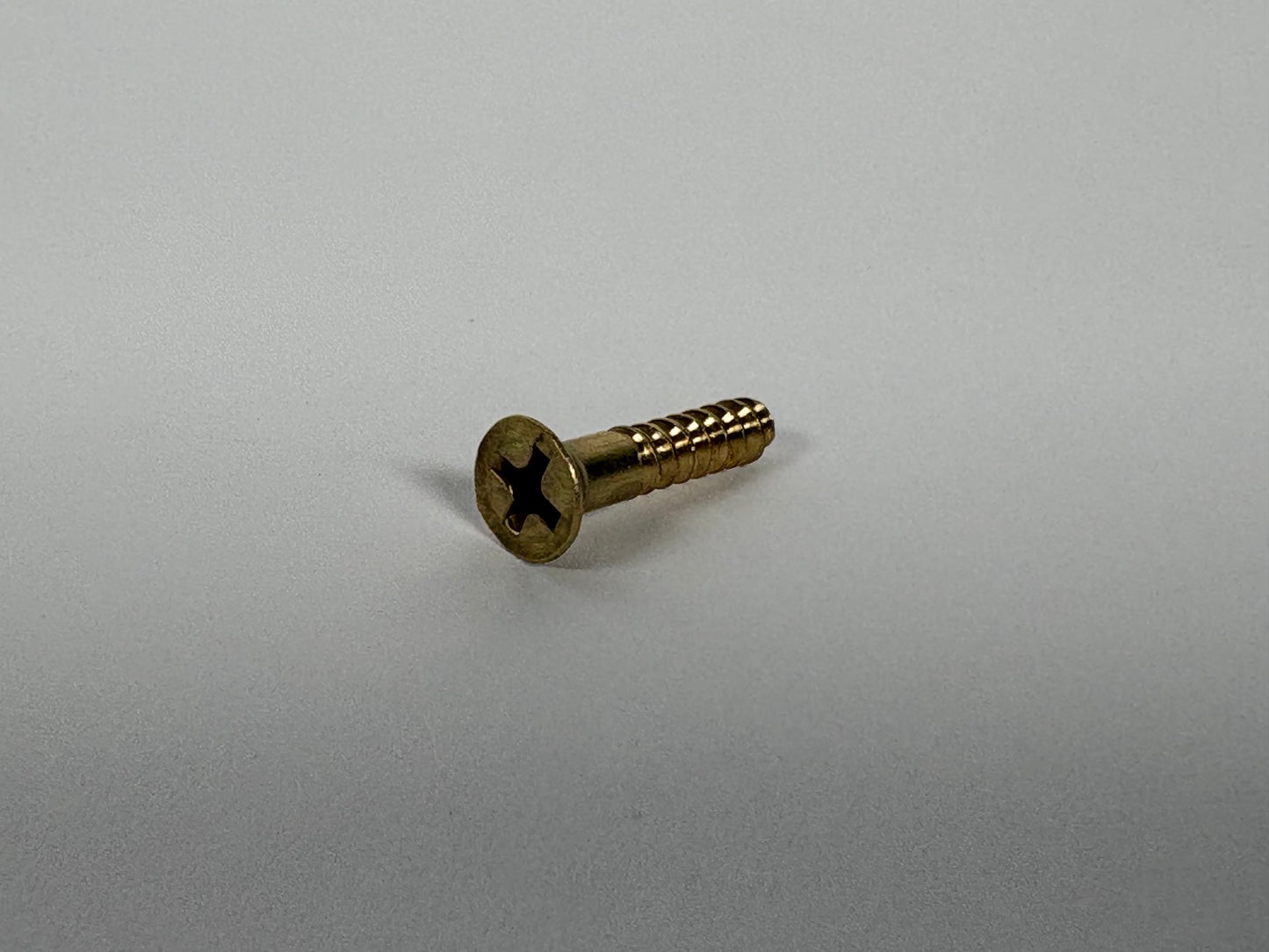 #7 Flat Head, Phillips, Solid Brass Wood Screw